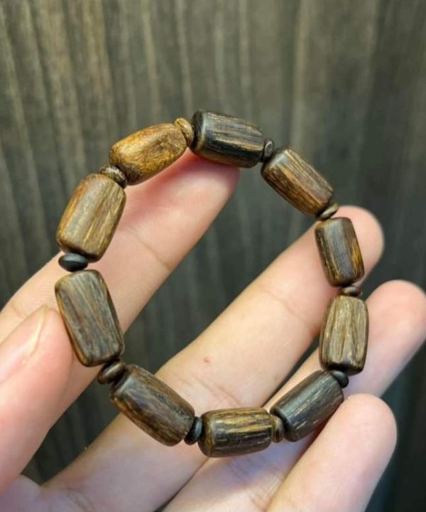 Vòng trúc thiên nhiên chìm nước