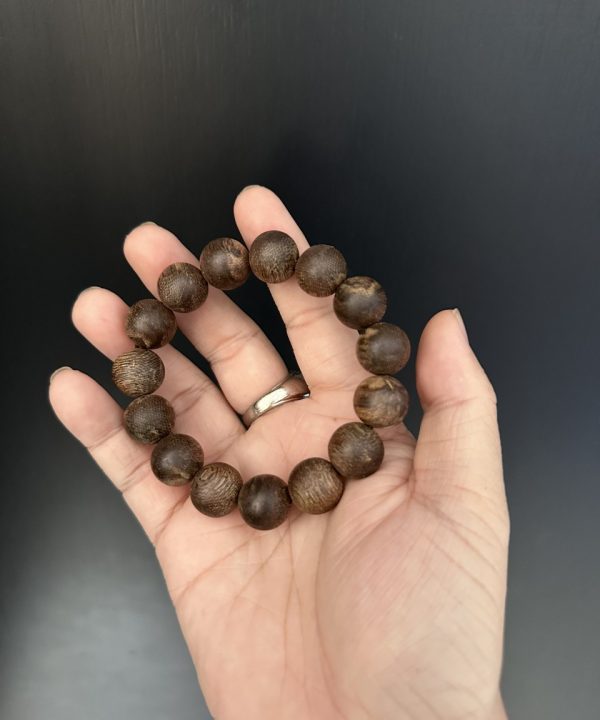 Vòng thiên nhiên cao cấp 16 ly 14 hạt