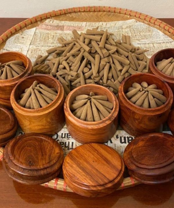 Trầm nụ hộp gỗ cao cấp