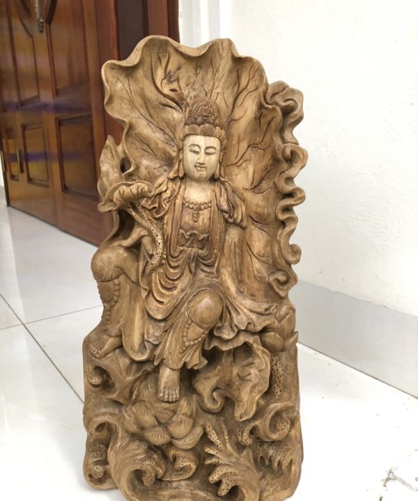 Tượng Phật trầm hương cao 60 cm